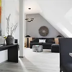 Altstadt-hotel 3*