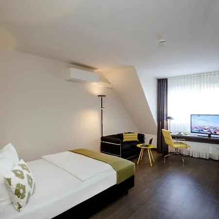 Altstadt-hotel فندق