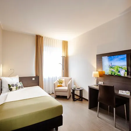 Hotel Altstadt-hotel 3*
