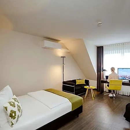Altstadt-hotel 3*
