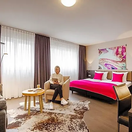 Altstadt-hotel 3*